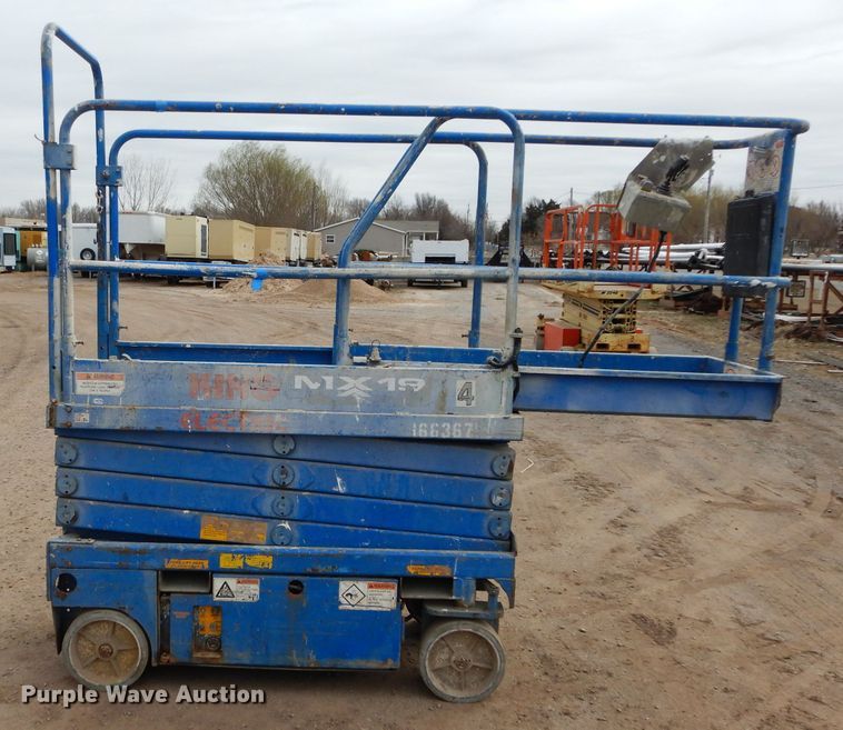 image for item GE9244 Up Right MX19 scissor lift