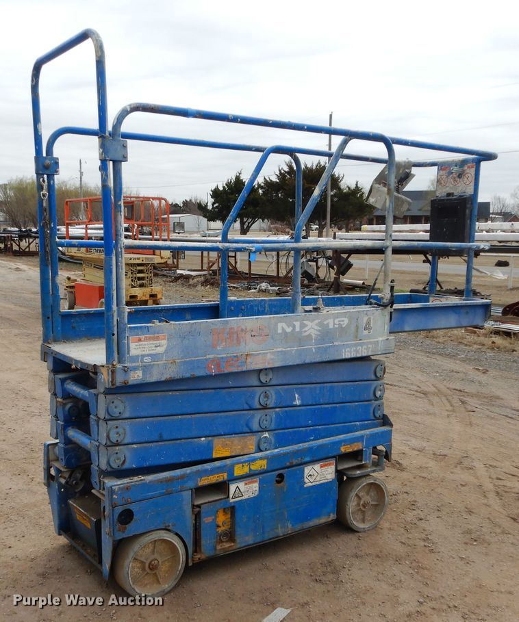 image for item GE9244 Up Right MX19 scissor lift