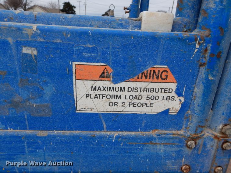 image for item GE9244 Up Right MX19 scissor lift