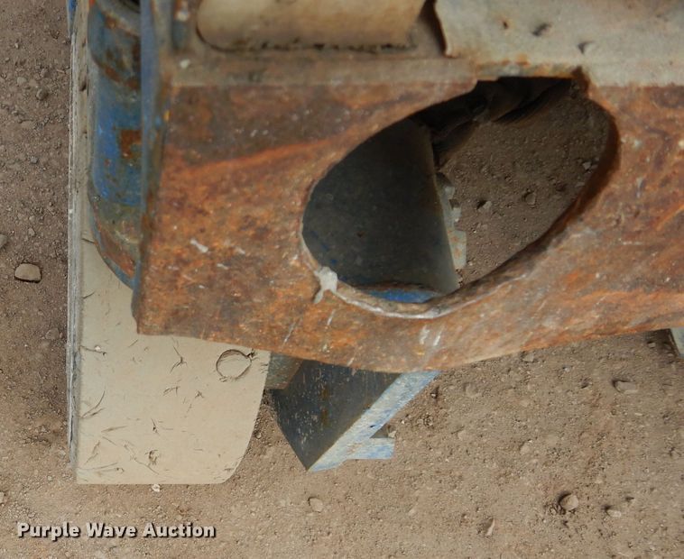 image for item GE9244 Up Right MX19 scissor lift