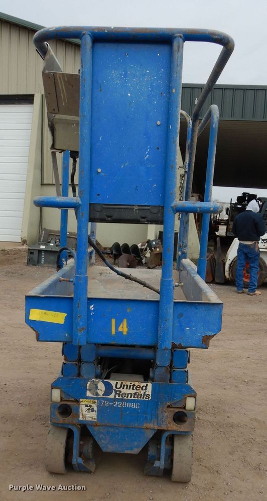 image for item GE9245 Up Right MX19 scissor lift