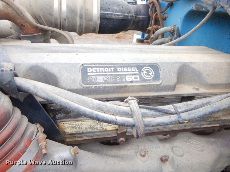 image for item GG9700 1995 Peterbilt 378 tank truck