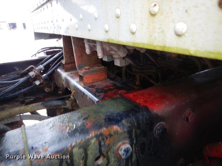 image for item GG9700 1995 Peterbilt 378 tank truck