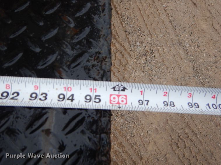 image for item GG9700 1995 Peterbilt 378 tank truck