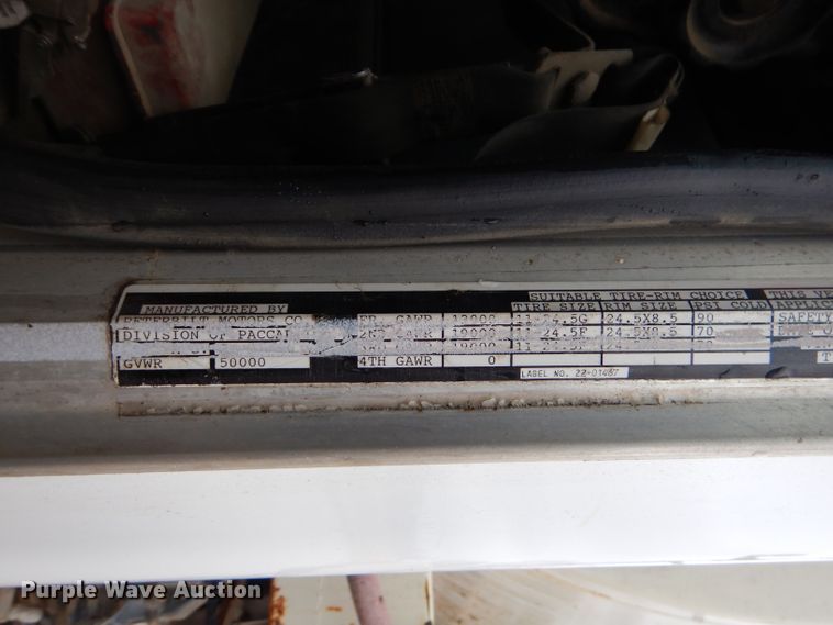 image for item GG9700 1995 Peterbilt 378 tank truck