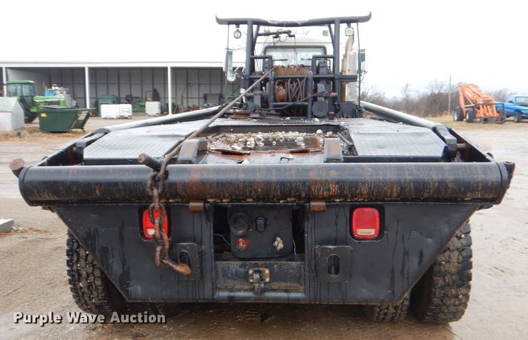 image for item GG9701 1995 Mack RD6 winch truck