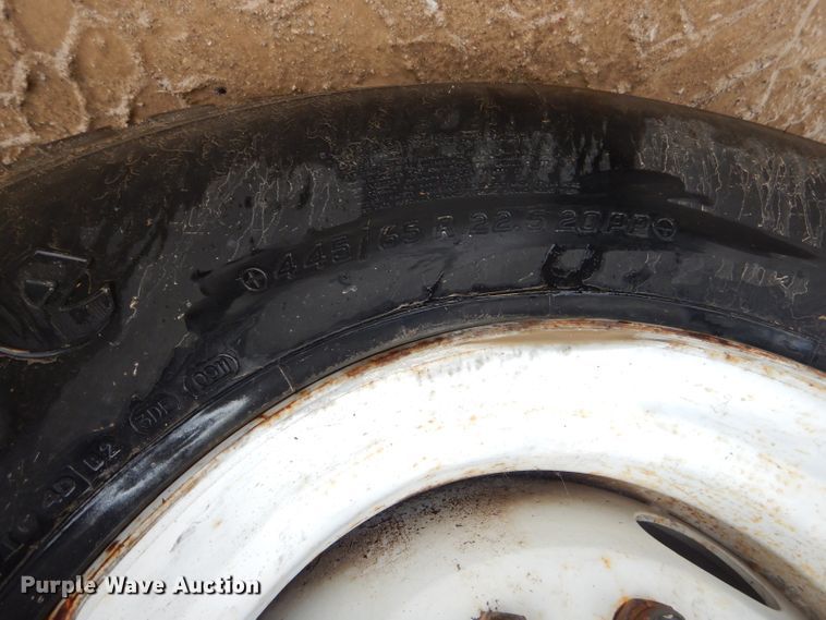 image for item GG9701 1995 Mack RD6 winch truck