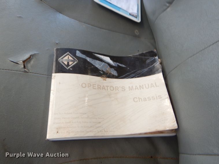 image for item GG9722 2003 International 4200 forestry bucket truck