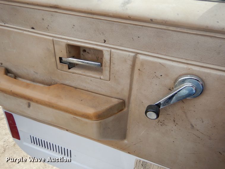 image for item GG9723 1984 Chevrolet C70 oil distribution truck