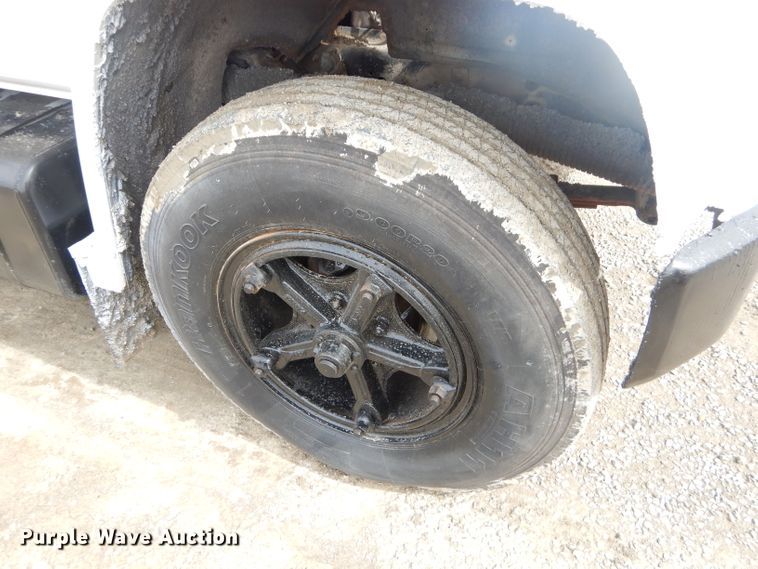 image for item GG9723 1984 Chevrolet C70 oil distribution truck