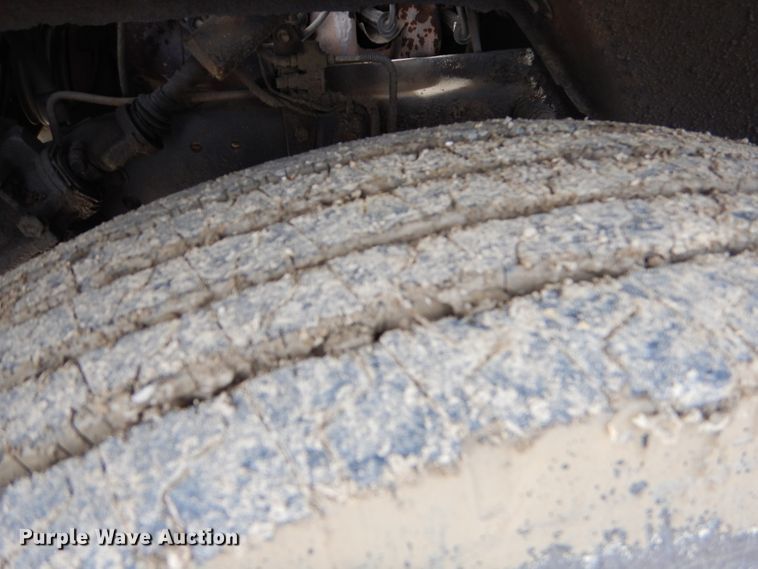 image for item GG9723 1984 Chevrolet C70 oil distribution truck