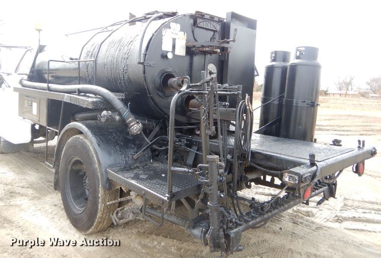 image for item GG9723 1984 Chevrolet C70 oil distribution truck