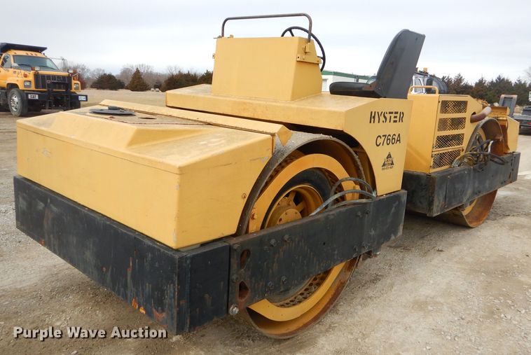 image for item GG9724 Hyster C766A vibratory double drum roller