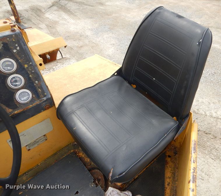 image for item GG9724 Hyster C766A vibratory double drum roller