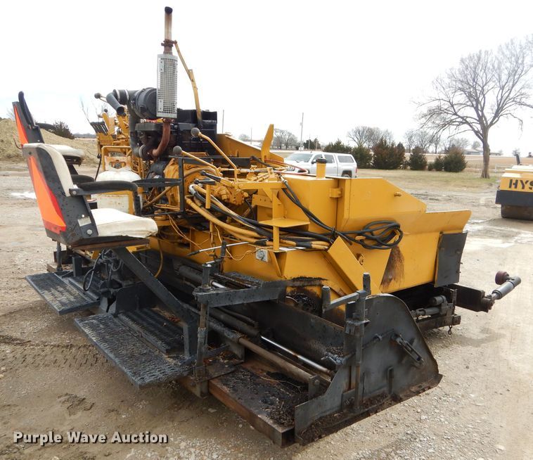 image for item GG9725 LeeBoy L1000T paver