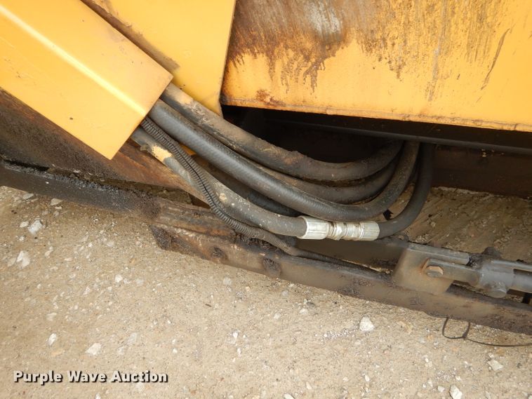 image for item GG9725 LeeBoy L1000T paver