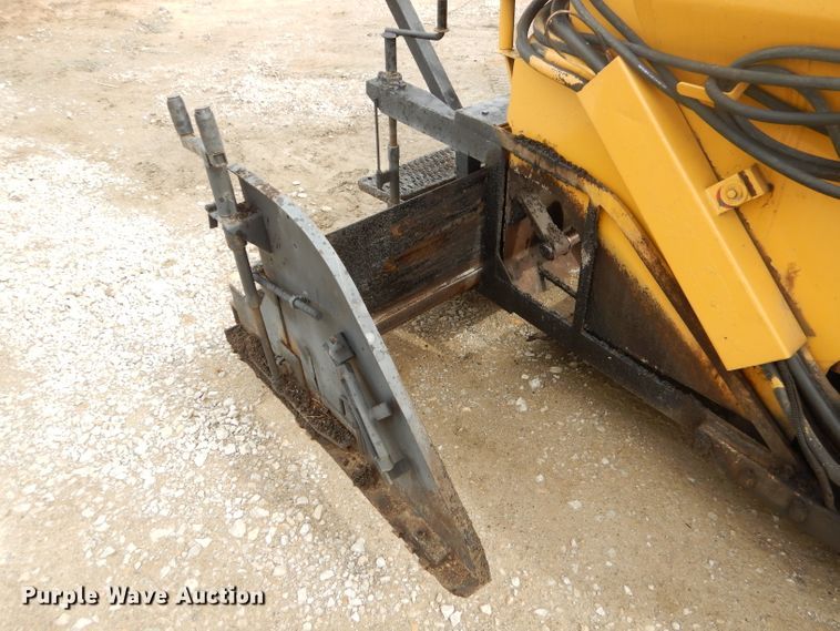 image for item GG9725 LeeBoy L1000T paver