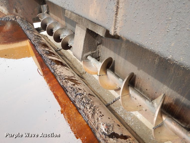 image for item GG9725 LeeBoy L1000T paver