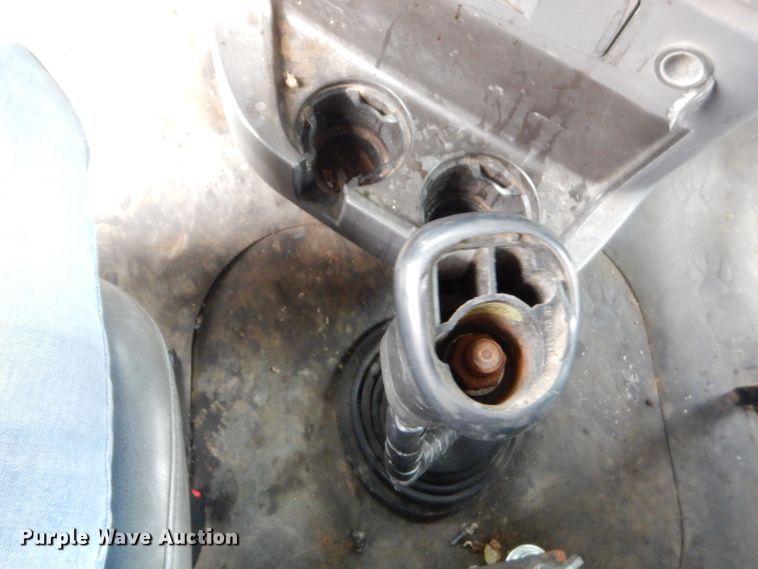 image for item GG9729 2012 Mack 700 dump truck