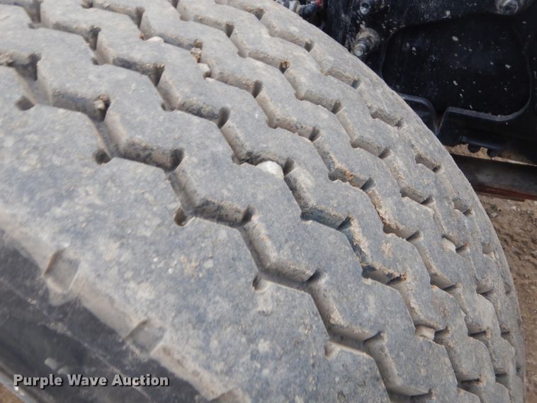 image for item GG9729 2012 Mack 700 dump truck