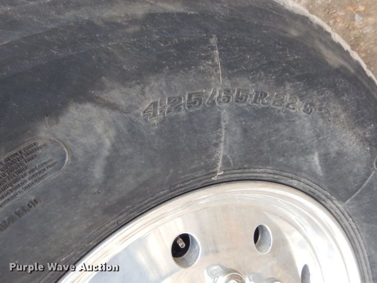 image for item GG9729 2012 Mack 700 dump truck