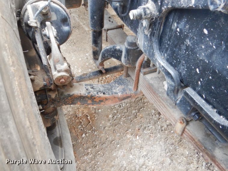 image for item GG9729 2012 Mack 700 dump truck