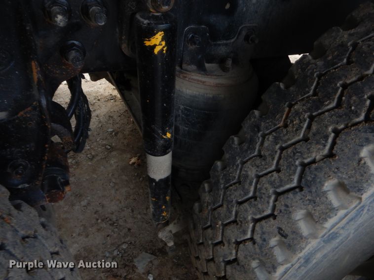 image for item GG9729 2012 Mack 700 dump truck