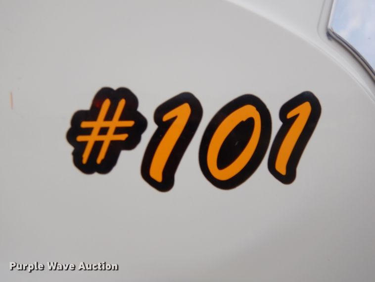 image for item GG9729 2012 Mack 700 dump truck