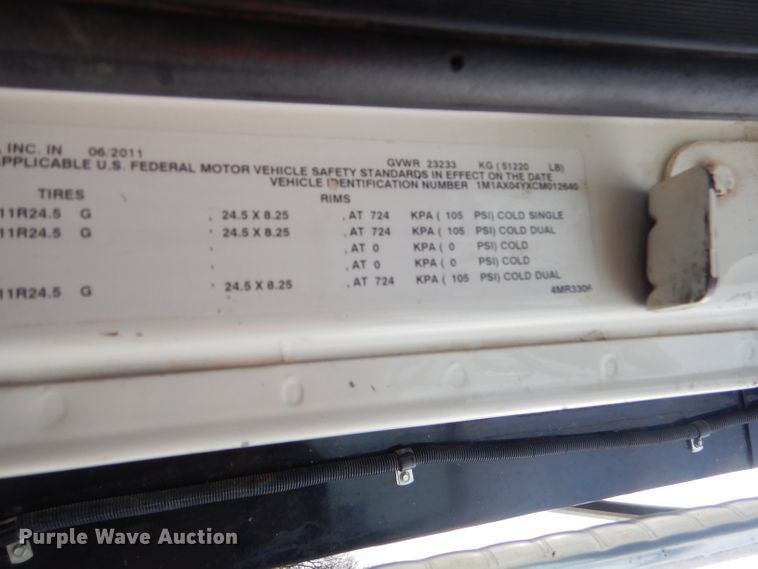 image for item GG9729 2012 Mack 700 dump truck