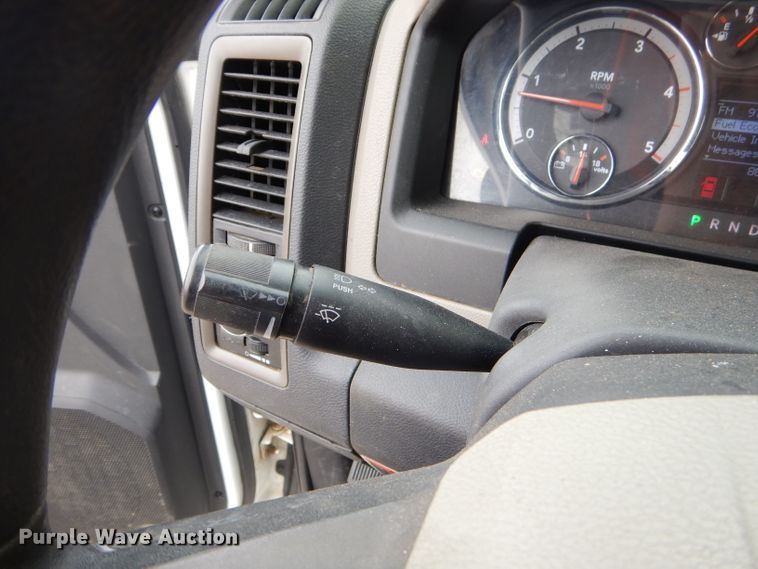 image for item GG9734 2011 Dodge Ram 5500 bucket truck