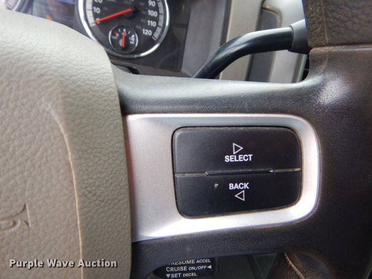 image for item GG9734 2011 Dodge Ram 5500 bucket truck