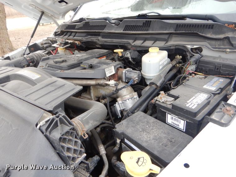 image for item GG9734 2011 Dodge Ram 5500 bucket truck