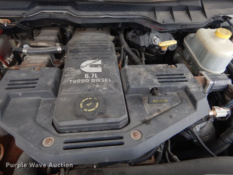 image for item GG9734 2011 Dodge Ram 5500 bucket truck