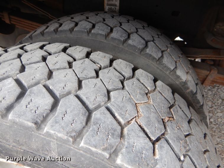 image for item GG9734 2011 Dodge Ram 5500 bucket truck