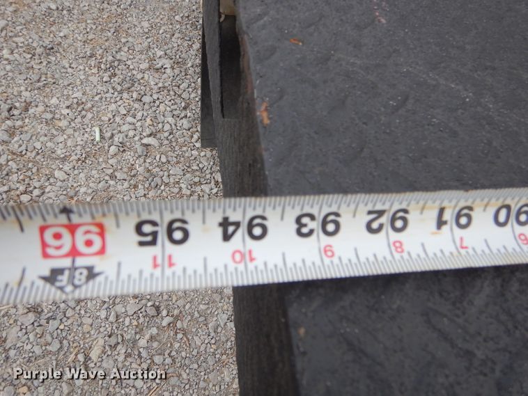 image for item GG9734 2011 Dodge Ram 5500 bucket truck