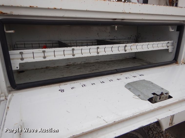 image for item GG9734 2011 Dodge Ram 5500 bucket truck