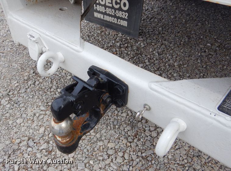 image for item GG9734 2011 Dodge Ram 5500 bucket truck