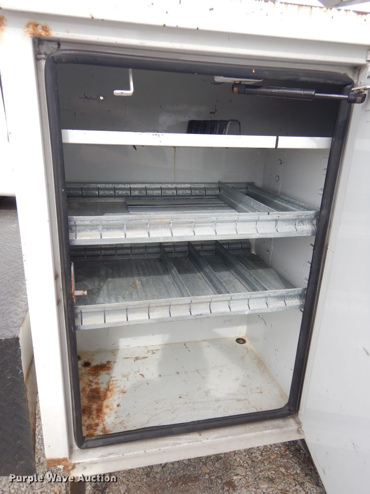 image for item GG9734 2011 Dodge Ram 5500 bucket truck