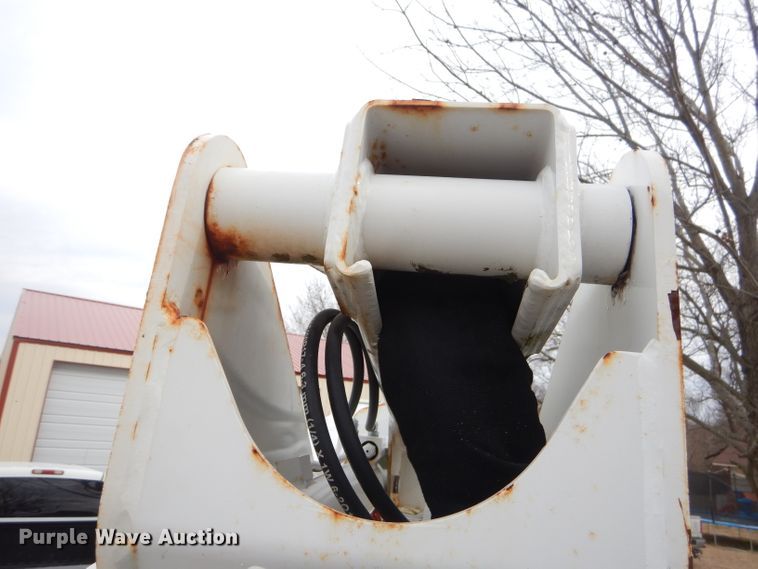 image for item GG9734 2011 Dodge Ram 5500 bucket truck