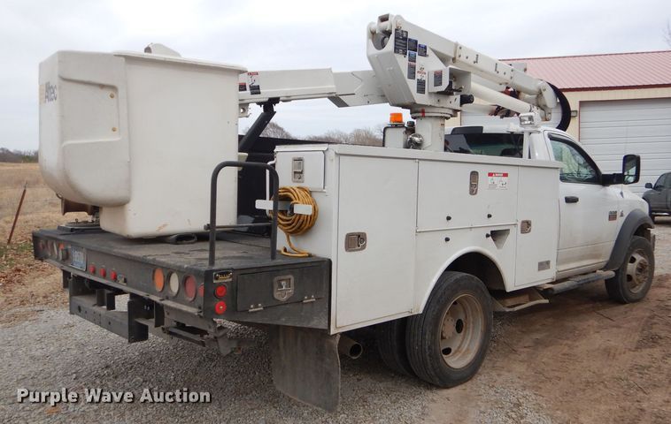 image for item GG9735 2012 Dodge Ram 5500 bucket truck