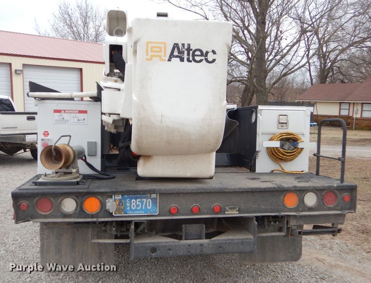 image for item GG9735 2012 Dodge Ram 5500 bucket truck