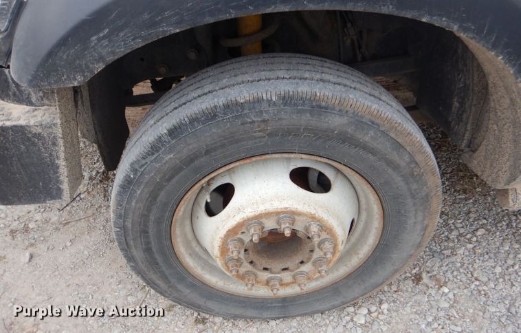 image for item GG9735 2012 Dodge Ram 5500 bucket truck