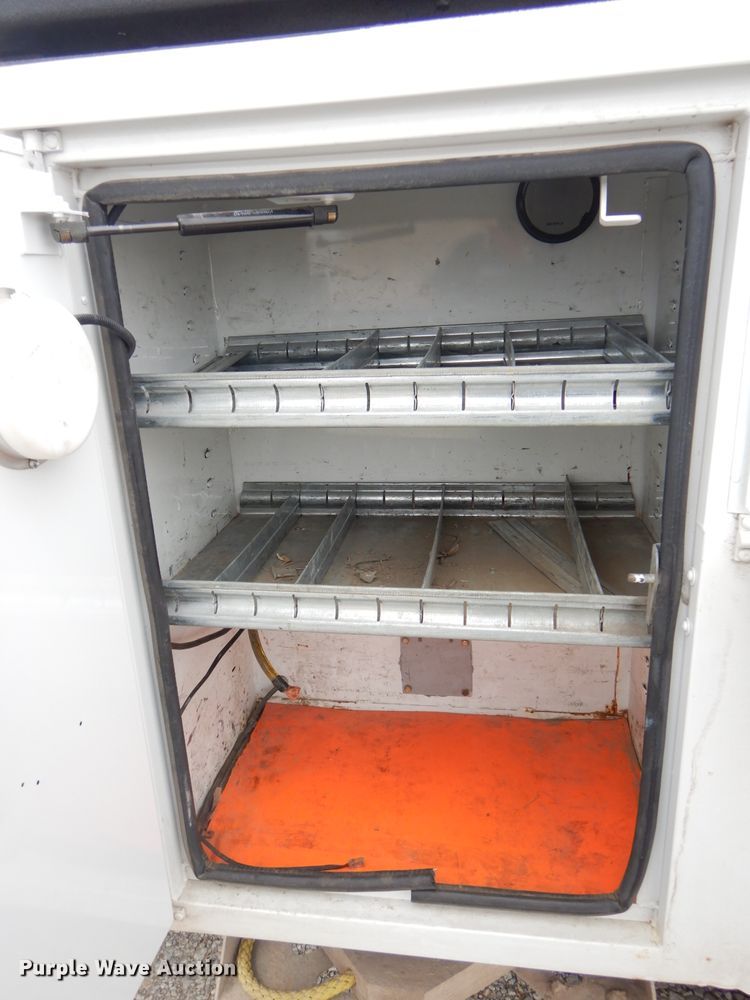 image for item GG9735 2012 Dodge Ram 5500 bucket truck