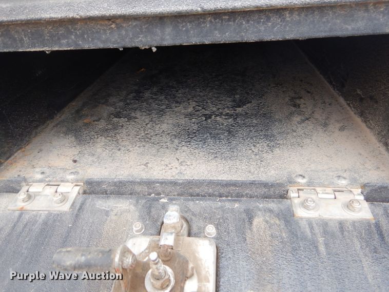 image for item GG9735 2012 Dodge Ram 5500 bucket truck