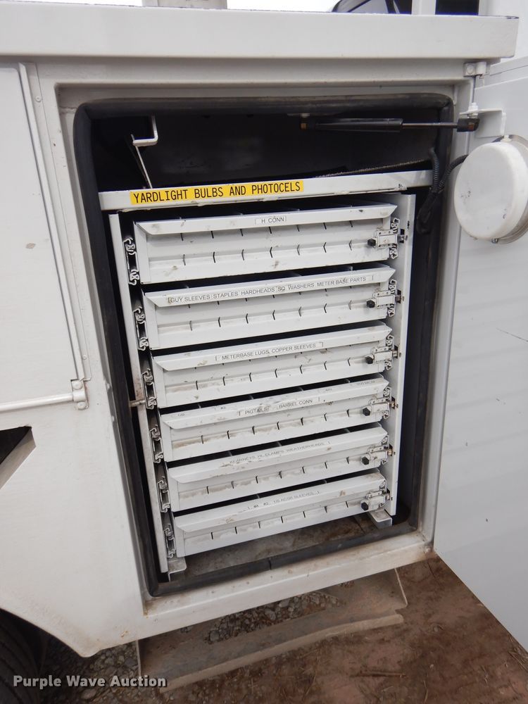 image for item GG9735 2012 Dodge Ram 5500 bucket truck