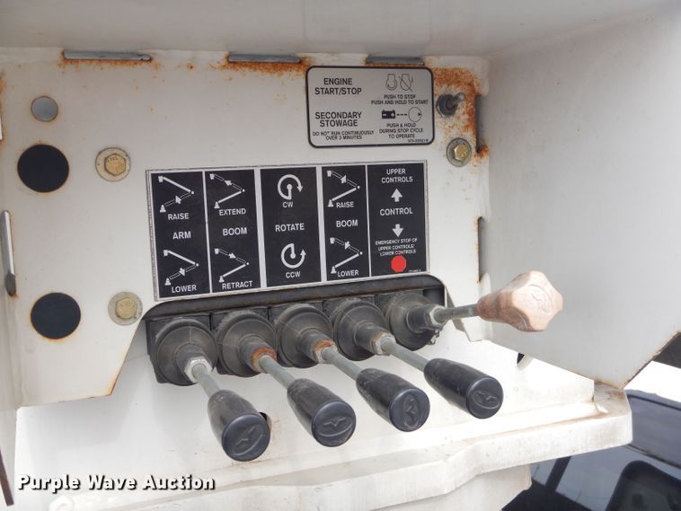 image for item GG9735 2012 Dodge Ram 5500 bucket truck