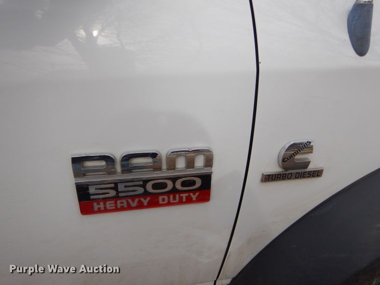 image for item GG9735 2012 Dodge Ram 5500 bucket truck