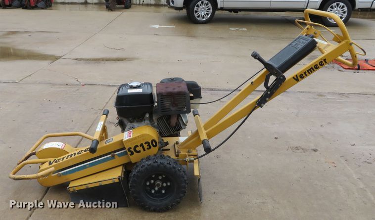 image for item GI9156 2004 Vermeer SC130 stump grinder