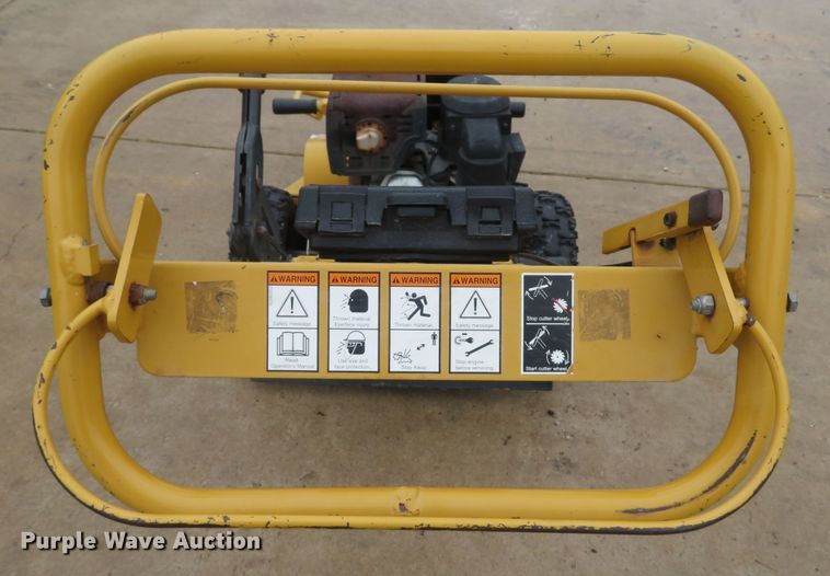 image for item GI9156 2004 Vermeer SC130 stump grinder