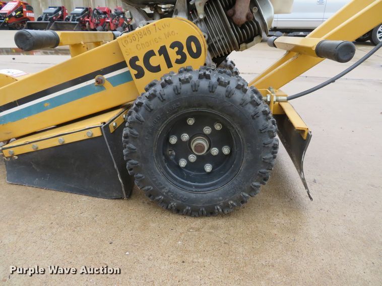 image for item GI9156 2004 Vermeer SC130 stump grinder